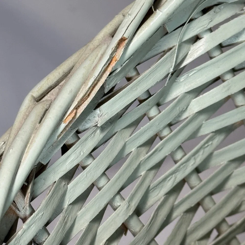 N/A vintage wicker